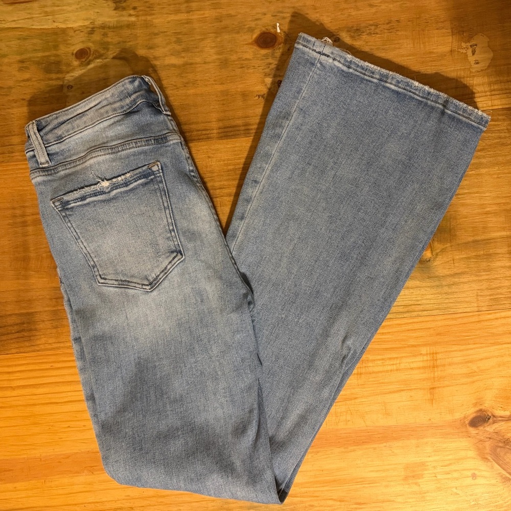 Mica Light Washed Flare Jeans - S29